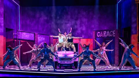 Szene aus "Grease" an der Alten Oper Frankfurt