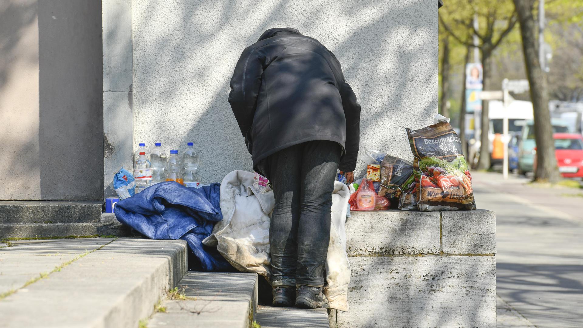 Neue Einrichtung In Frankfurt Gegen Wohnungslosigkeit | Hessenschau.de ...