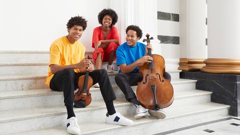 Braimah Kanneh-Mason (Violine), Sheku Kanneh-Mason (Violoncello), Isata Kanneh-Mason (Klavier)