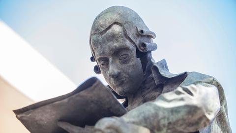 Wolfgang Amadeus Mozart - Denkmal von Rolando Campos in Sevilla, Spanien